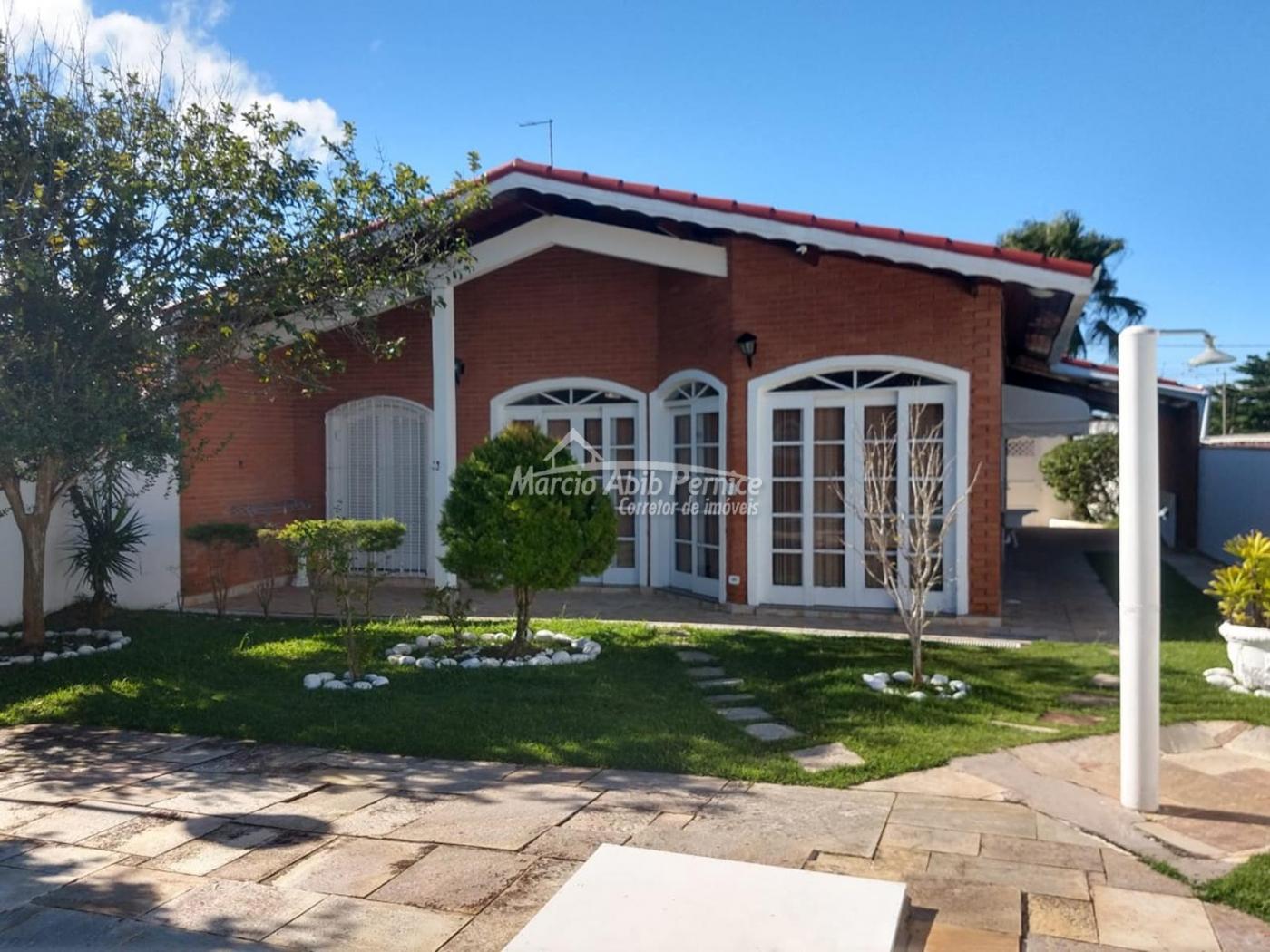 Casa em Peruíbe 500 M da praia